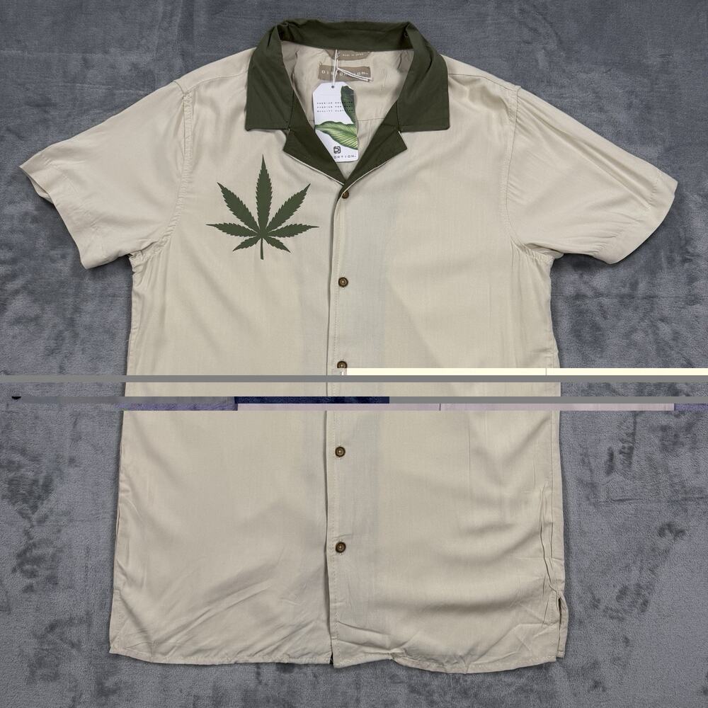 Distortion Button Up Shirt Mens Small Cannabis Leaf Graphic Short Sleeve Rayon